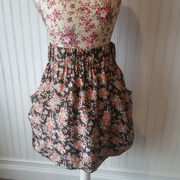 Dolce vita mini skirt - Picture 2 of 4